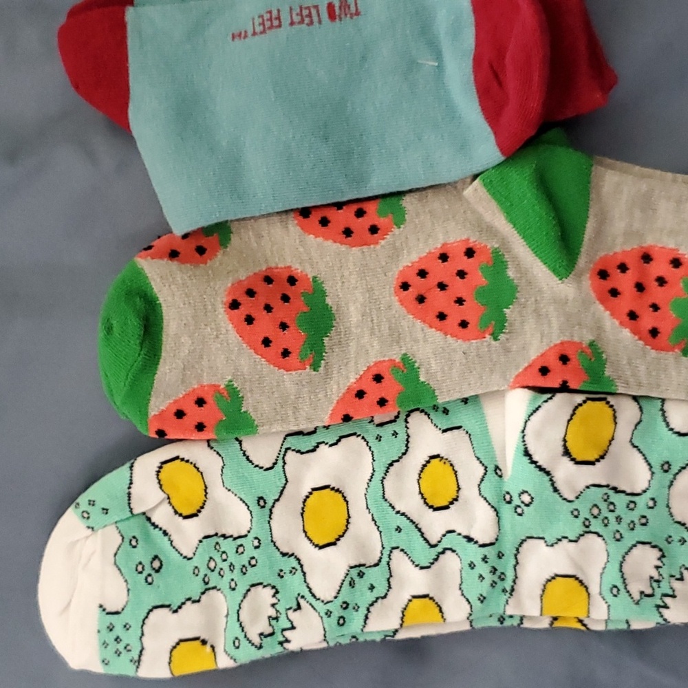 3 pair socks - Picture 2 of 2